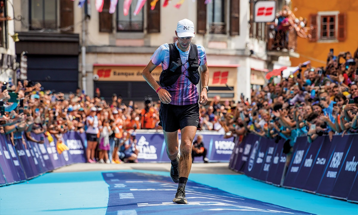 Kilian Jornet à l'arrivée de l'UTMB 2022.