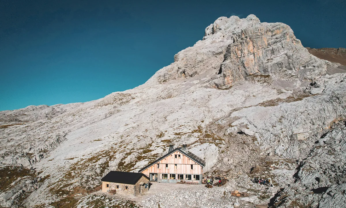 Refuge de la Pointe Percée