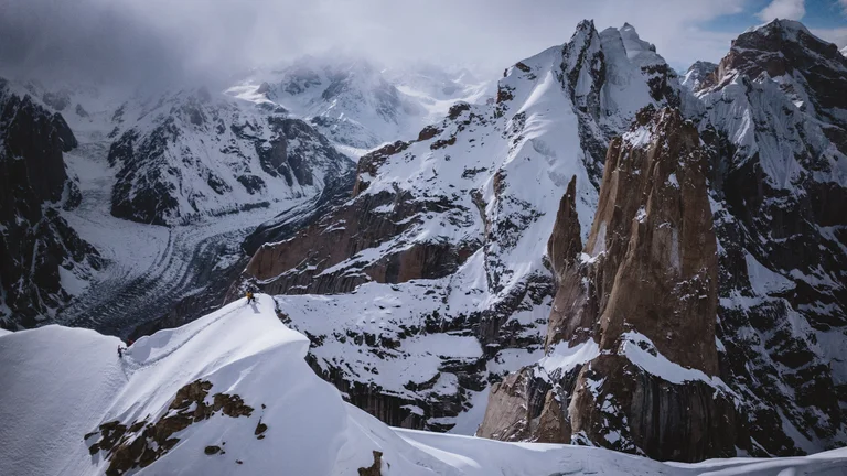 Au sommet de la grande tour de Trango