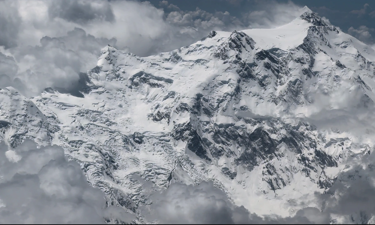 Liv Zeb Nanga Parbat