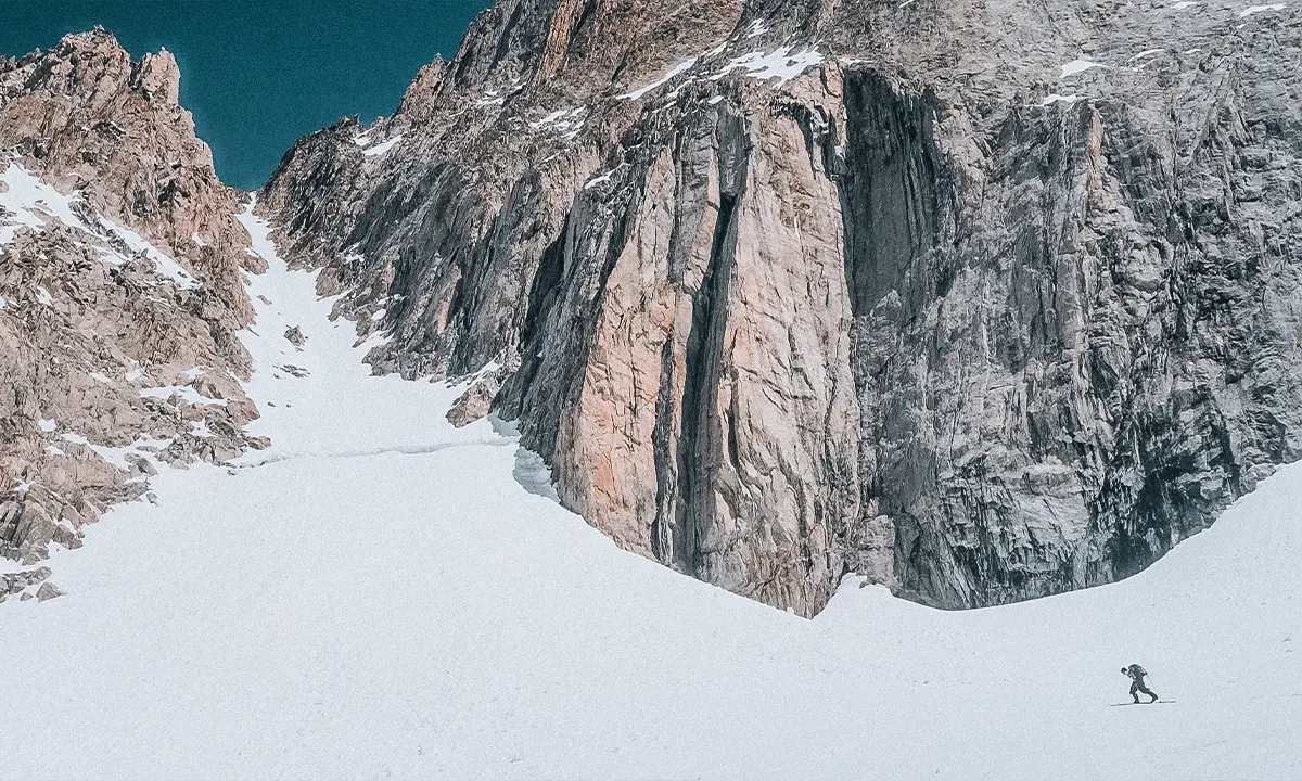Christophe Tricou ski basejump Aiguille de l'Amône
