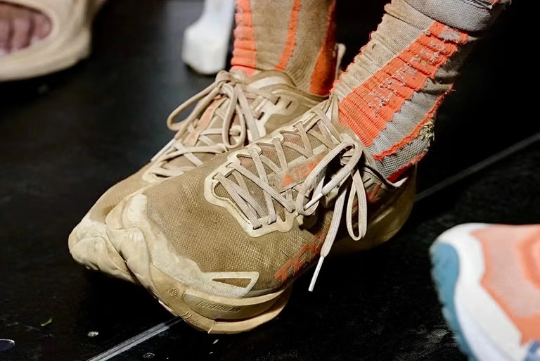 Gros plan sur les Adidas Terrex Agravic Speed Ultra d’Abby Hall, peu après sa victoire sur la Western States 100 édition 2025.