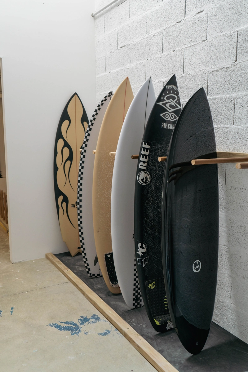Axel Lorentz shaper surfboard