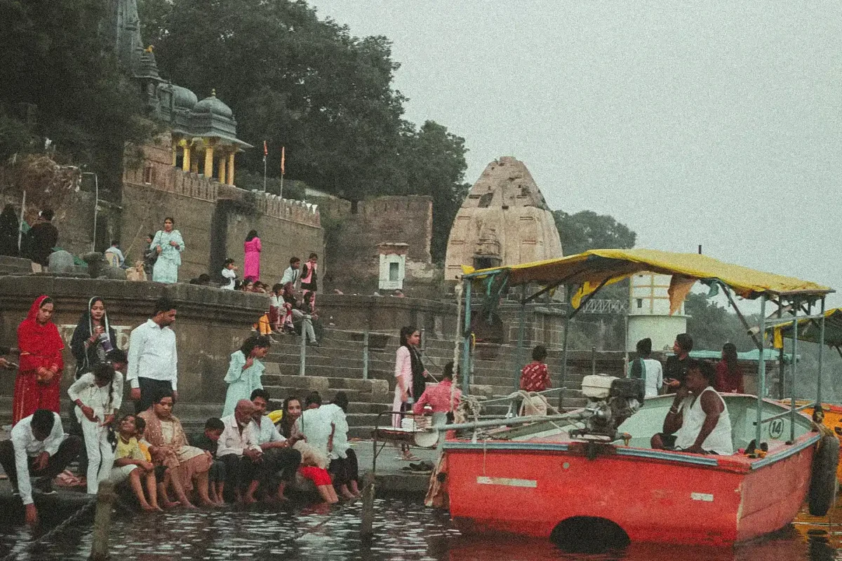 L'inde, seule à moto, Isaure de Belleville