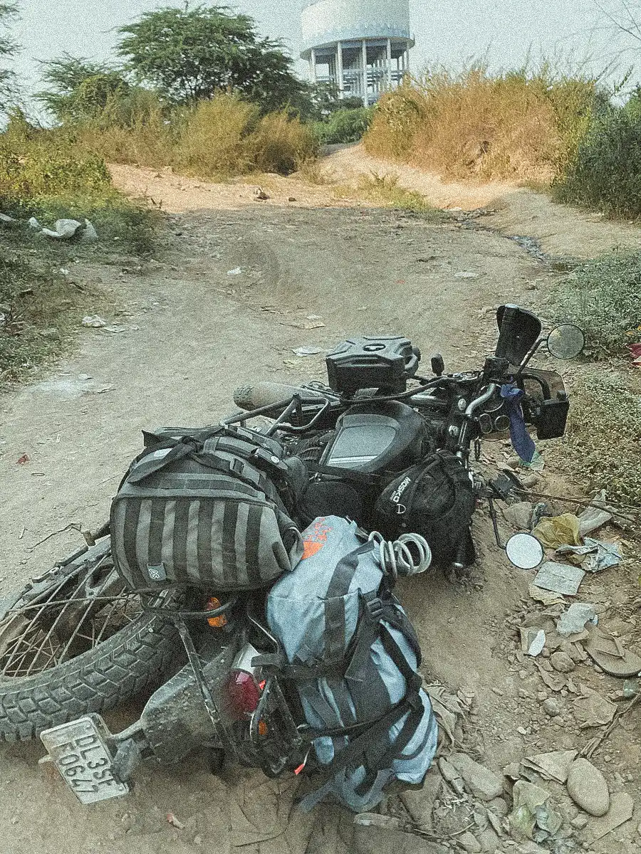 L'inde, seule à moto, Isaure de Belleville