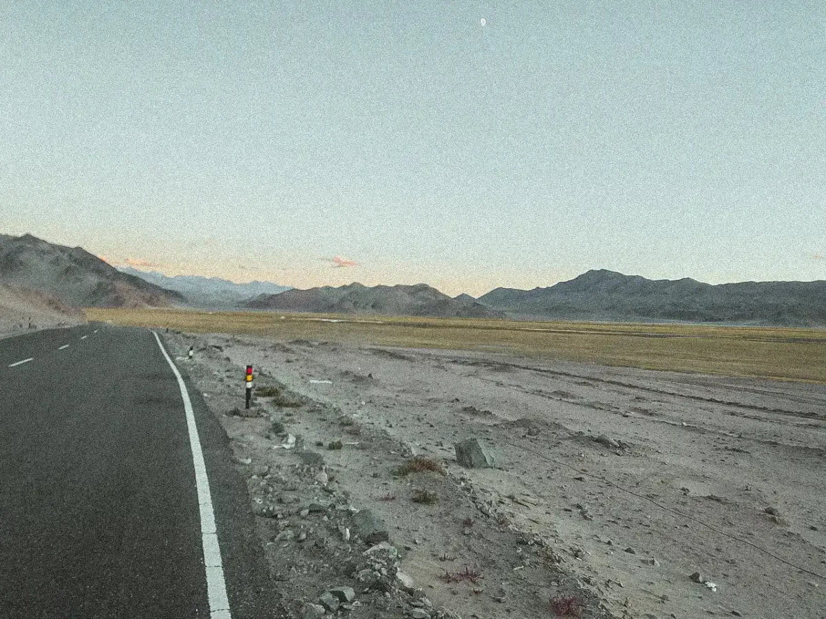 L'inde, seule à moto, Isaure de Belleville