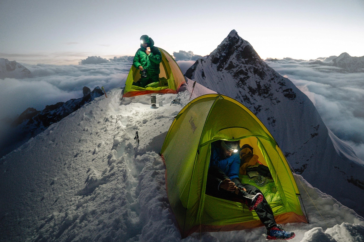 Bivouac au Jannu Est.