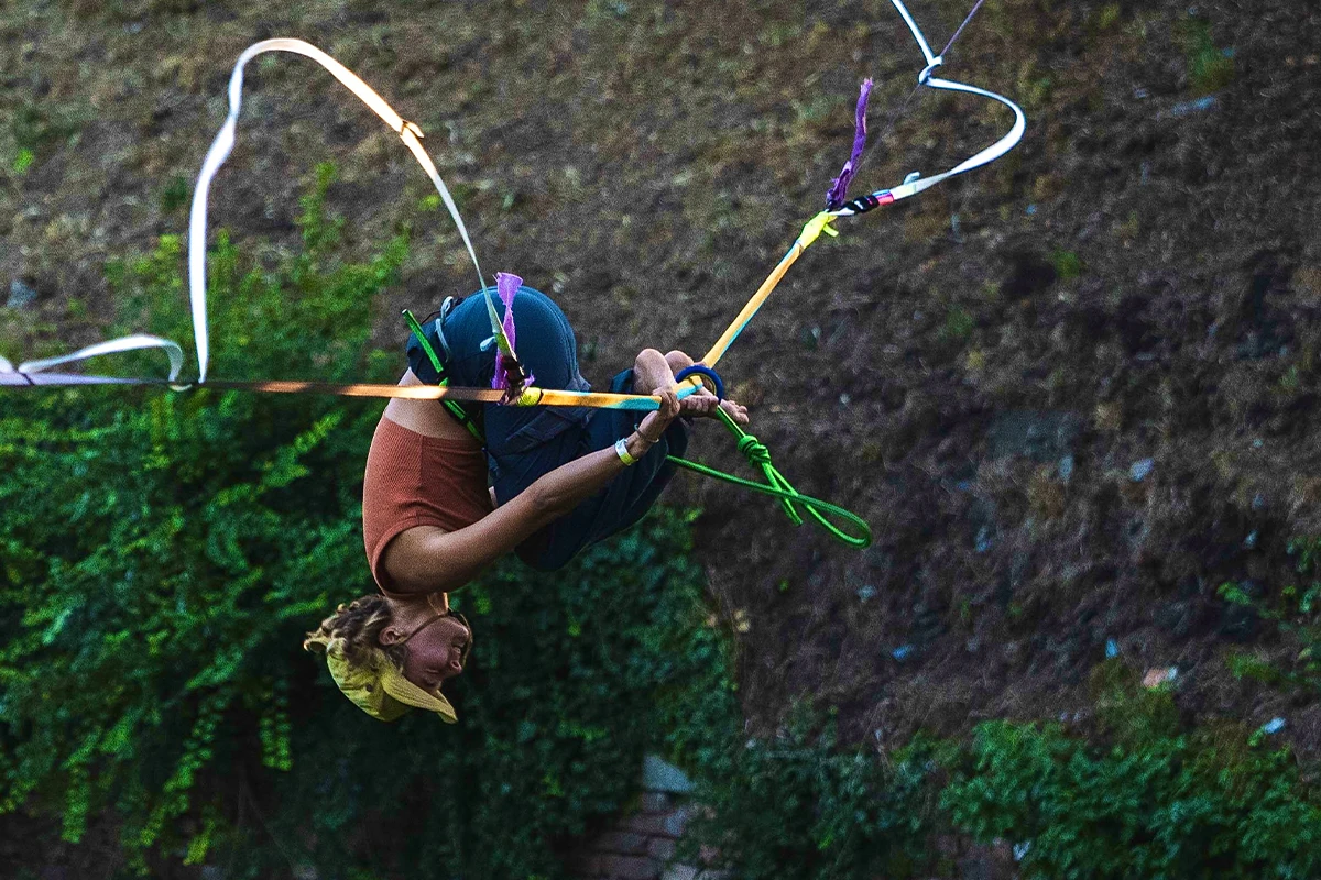 Zoë Goultas Highline freestyle