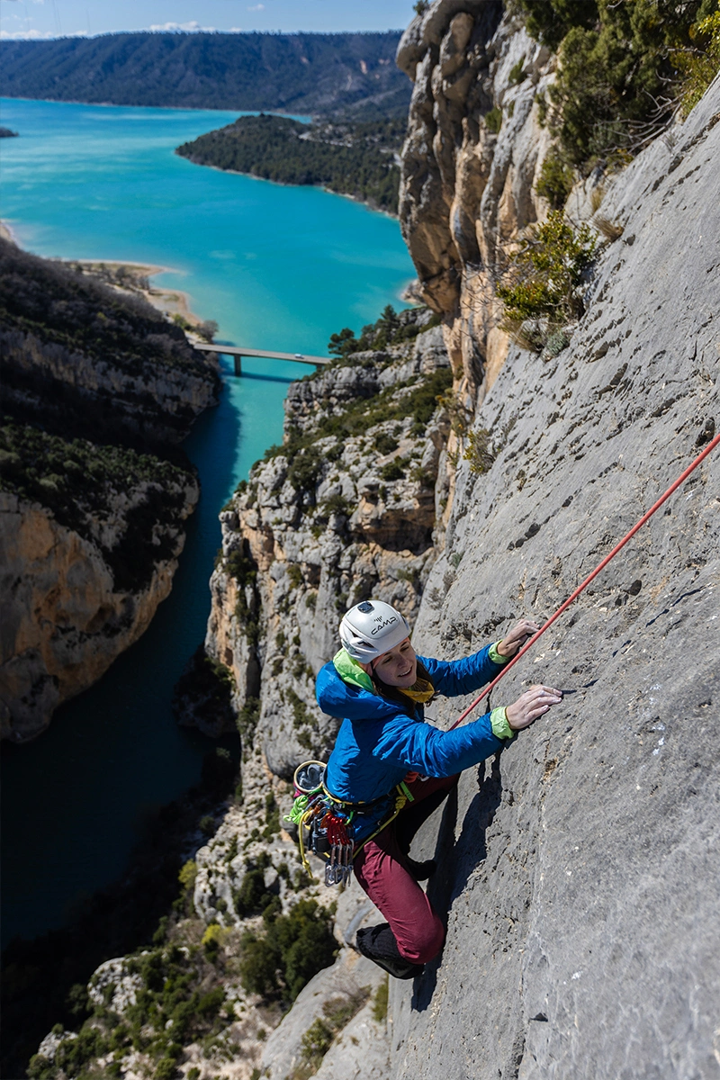 Laura Pineau 100 voies en 50 jours