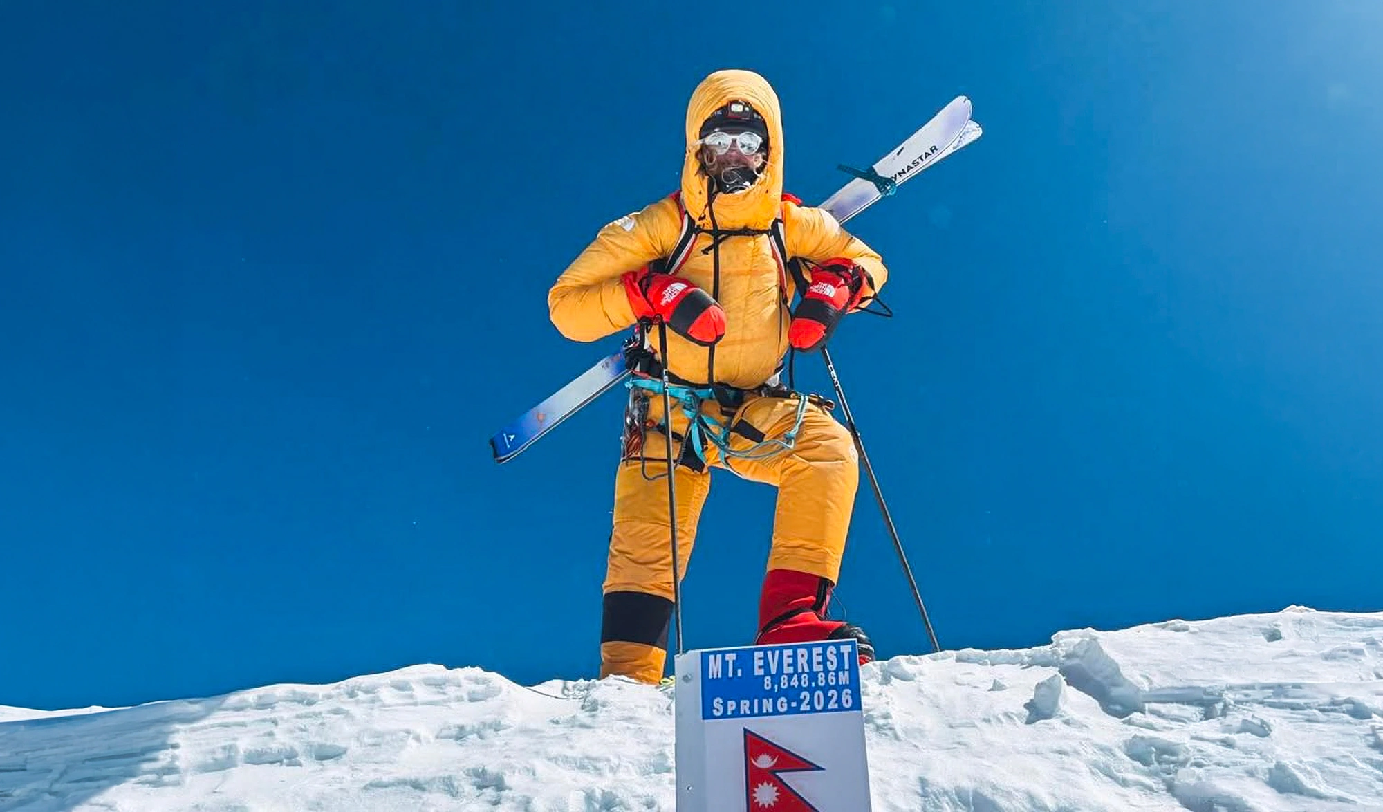 Bartek Ziemski Everest ski