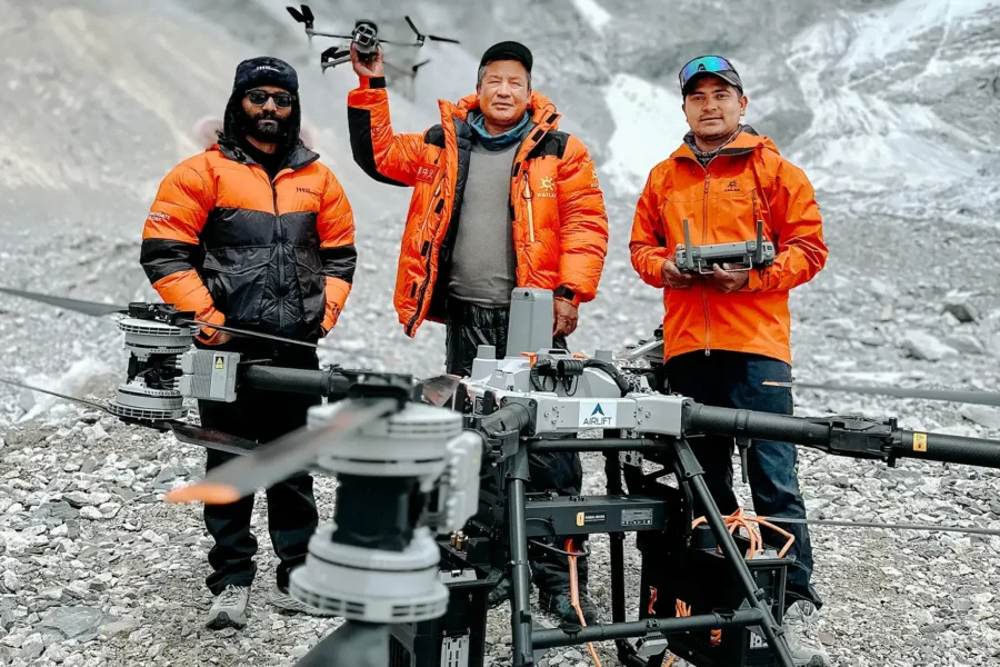 Drone Everest Airlift