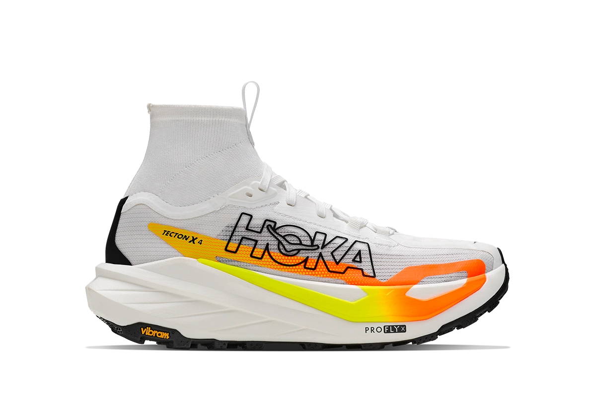 Hoka Tecton X 4