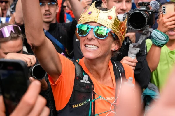 Queen Courtney Dauwalter UTMB 2025