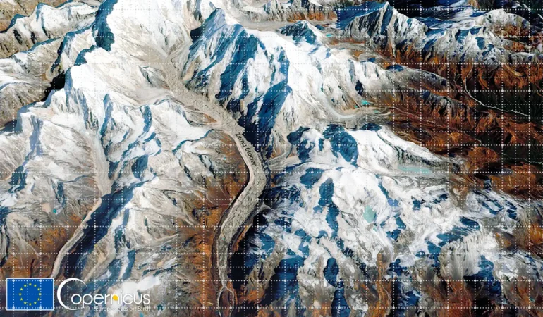 Glacial landscape in the Hindu Kush Himalaya (Central Asia)